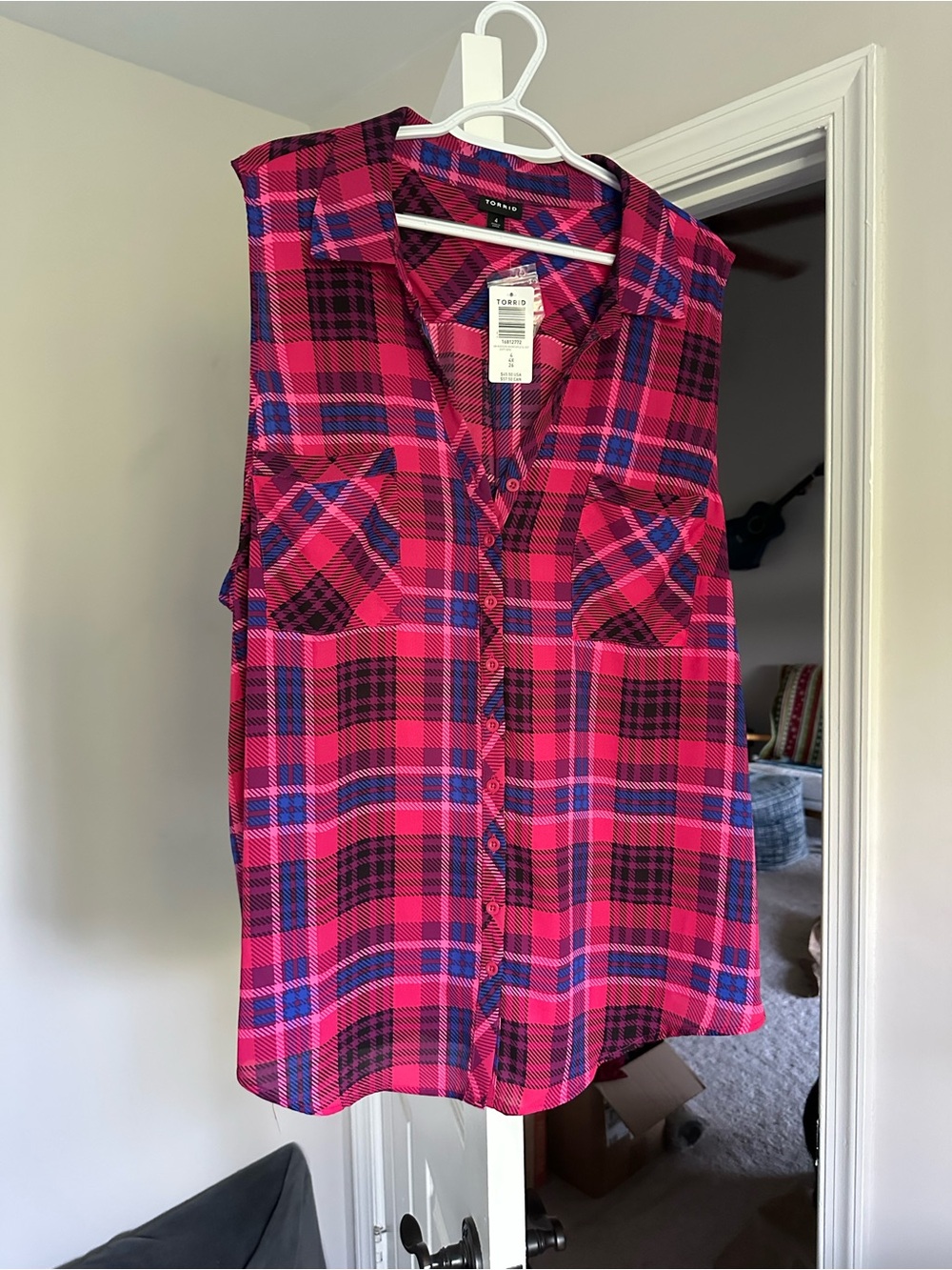 Torrid Madison sleeveless Georgette top, size 4x